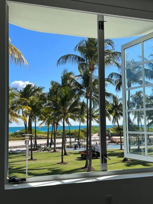 Wow! Location! Unit! New Renovated South Ocean Front Appartement *